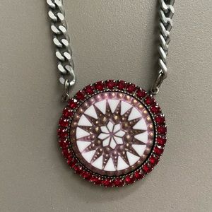 Sabika medallion choker